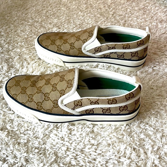 ❤️❤️❤️GUCCI - TENNIS SLEPT ON❤️❤️❤️ - Picture 1 of 5